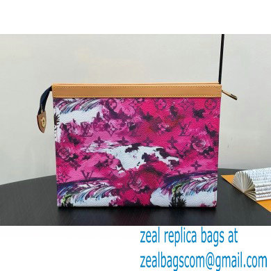 Louis Vuitton pochette voyage bag 01 2024