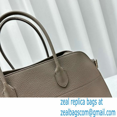 THE ROW MARGAUX 17 BAG IN GRAINED LEATHER ETOUPE 2024